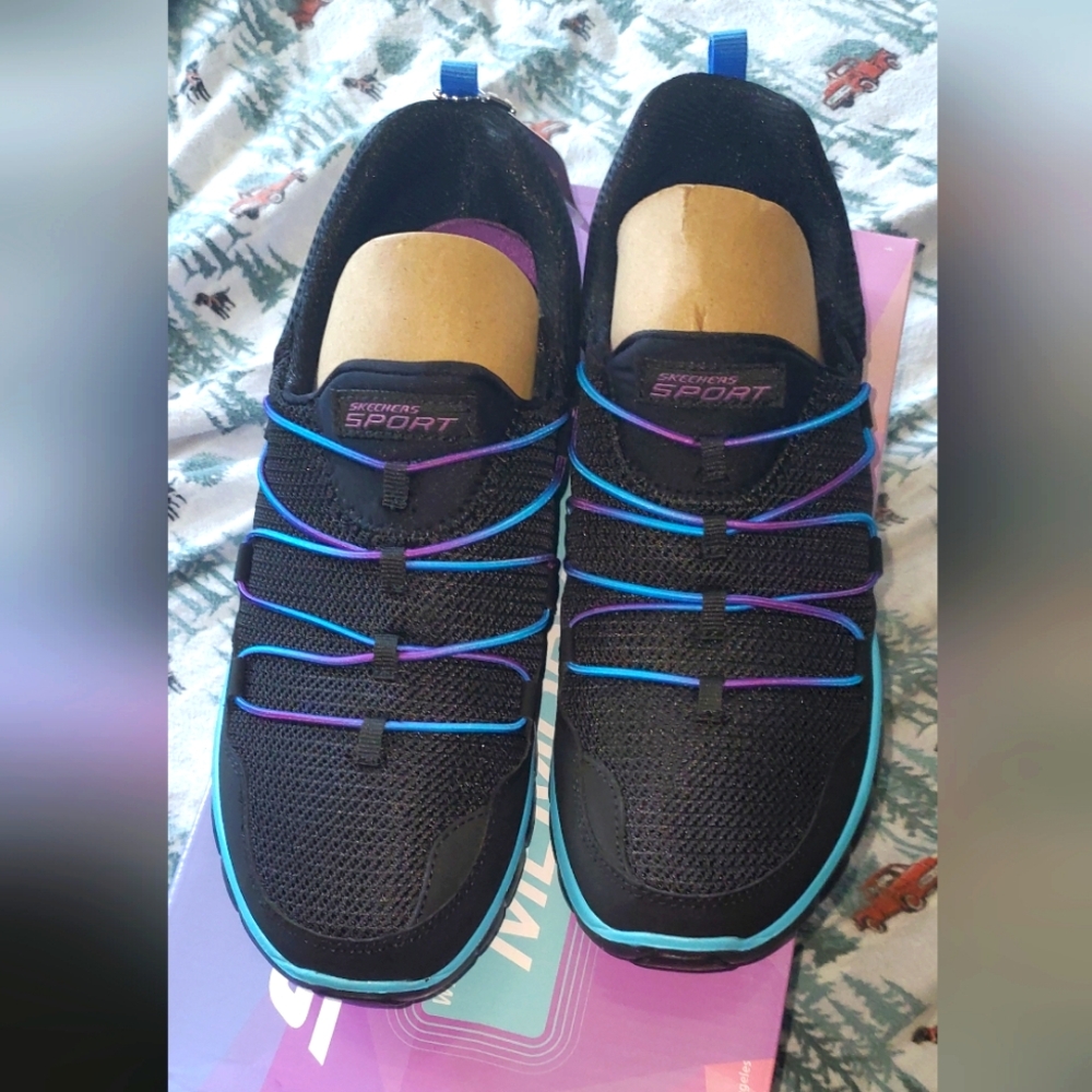 Skechers Women's Black and Purple Sneakers